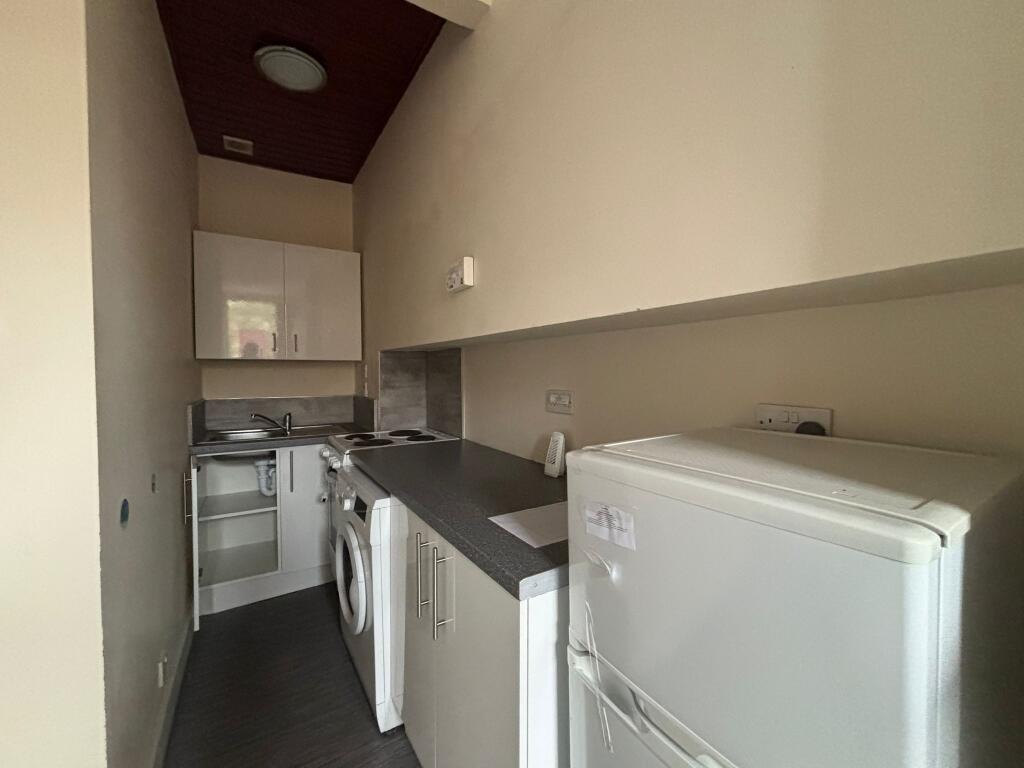 Additional image 2 of Attic floor left, 190 Union Grove, Aberdeen, Aberdeenshire