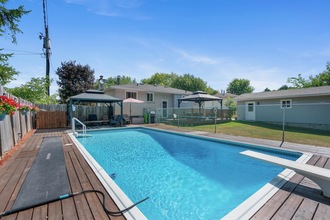 Additional image 5 of 2802 Myrtle Pl