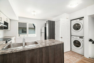 Additional image 5 of 542 Recolte Private