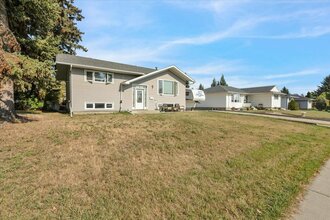 Additional image 3 of 4704 - 104A Ave NW