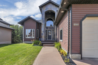 Additional image 3 of 7402 61 Street