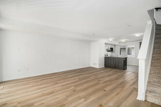 Additional image 4 of 542 Recolte Private