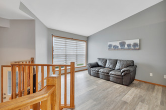 房产图片 3 - 6407 60街道近道