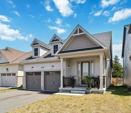 Additional image 2 of 14 Hennessey Cres