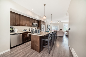 Additional image 3 of 280 Williamstown Close NW