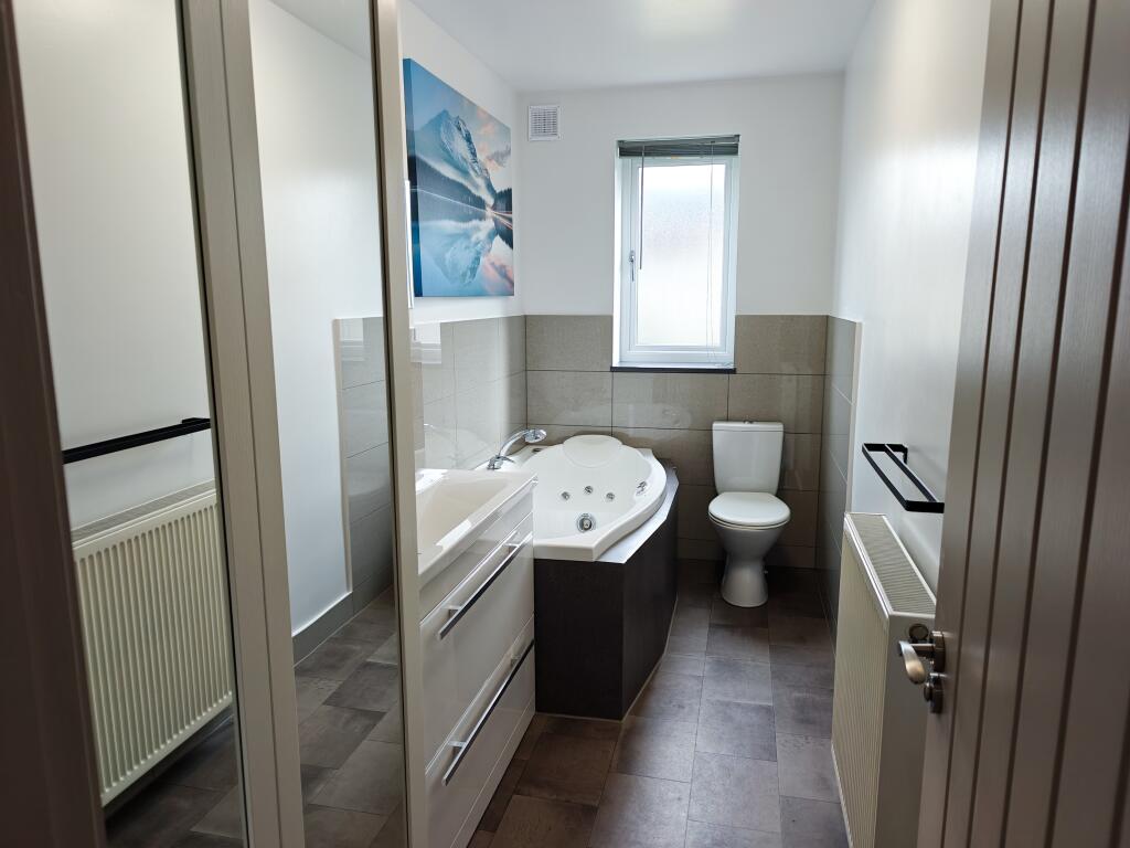 Additional image 10 of Cornhill Drive, Aberdeen, AB16