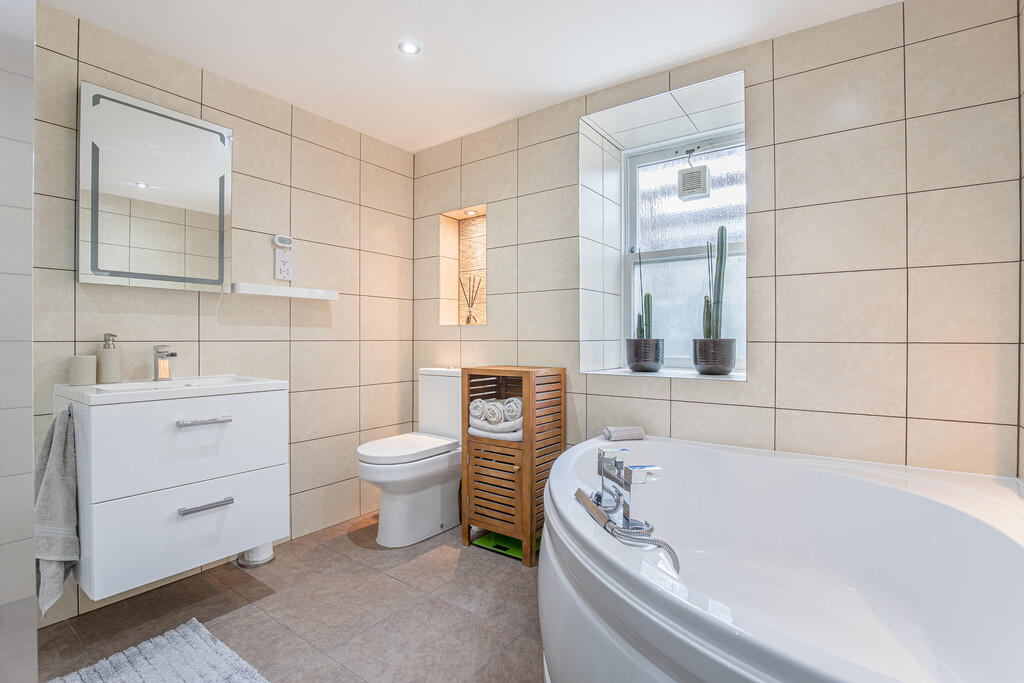 Additional image 11 of Devanha Terrace - Basement Floor, Aberdeen