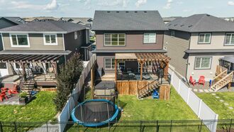 Additional image 3 of 39 Memorial Parkway