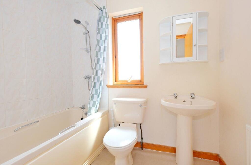 Additional image 6 of Broomhill Terrace, Aberdeen, AB10