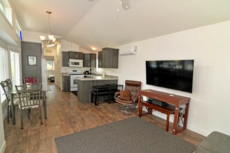 Additional image 3 of 2133 Henderson Lake Way