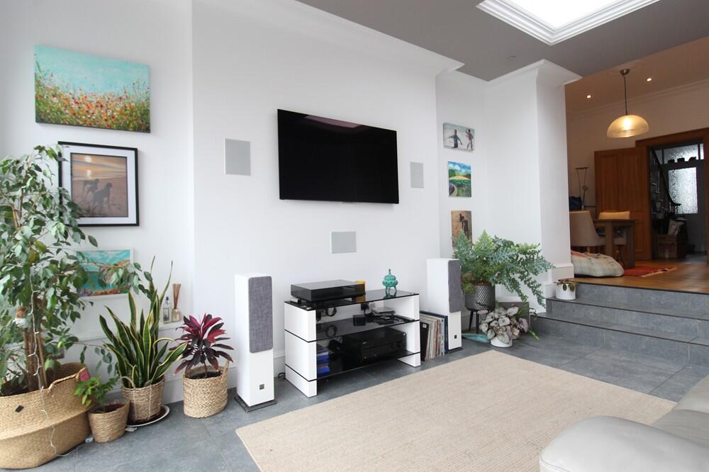 Additional image 4 of Midstocket Road, Aberdeen, AB15