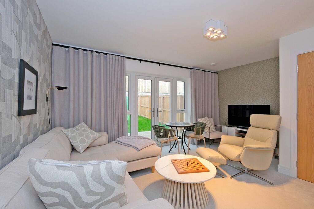 Additional image 17 of 5 Forest View Road, Cults, Aberdeen, AB15 9FQ