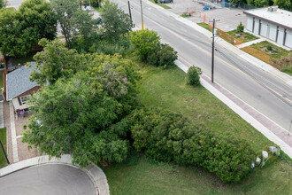 Additional image 4 of 5303 60 Street