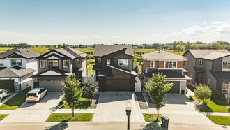 Additional image 2 of 39 Memorial Parkway