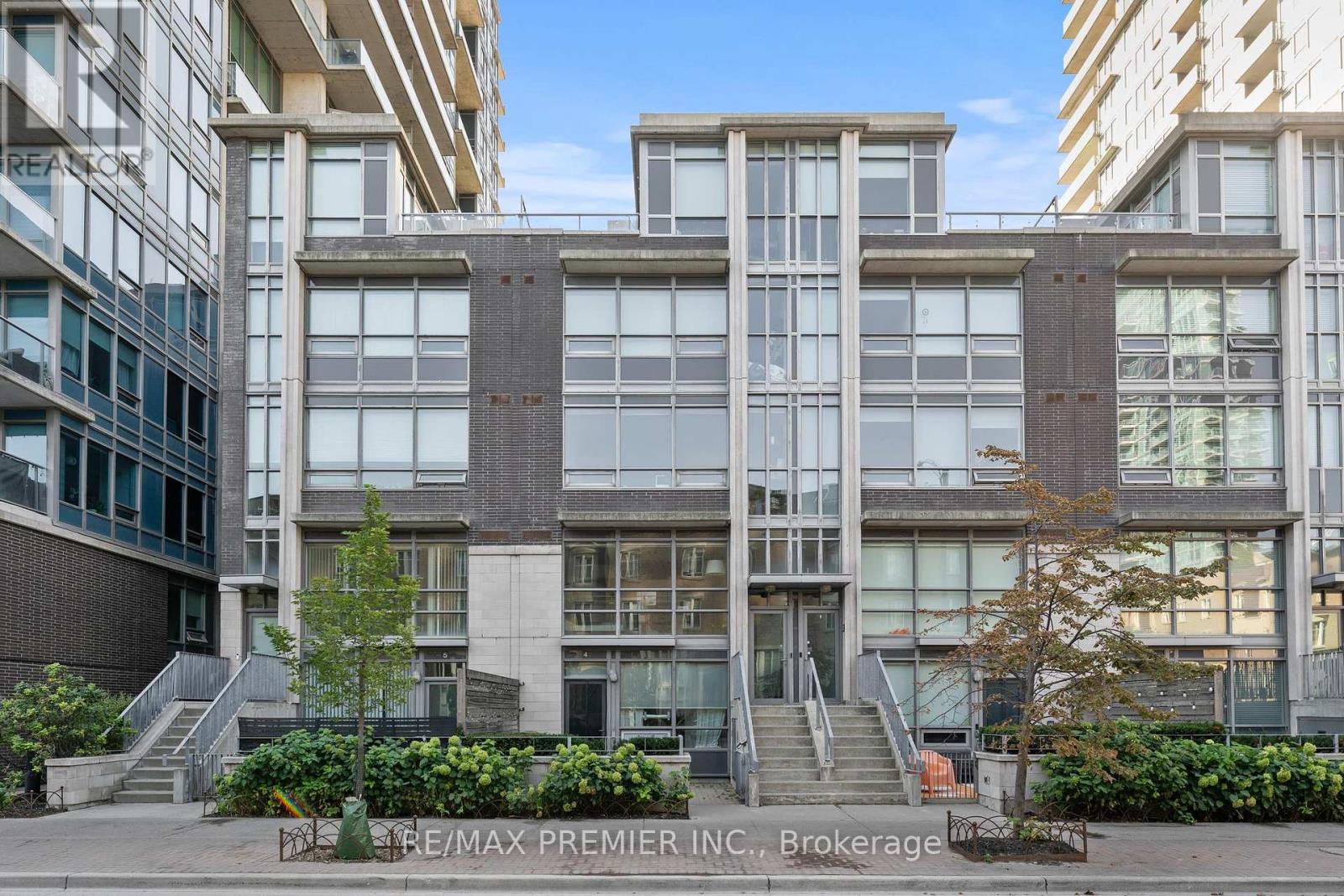 TH13 - 57 EAST LIBERTY STREET|Toronto (Niagara), Ontario M6K3P5