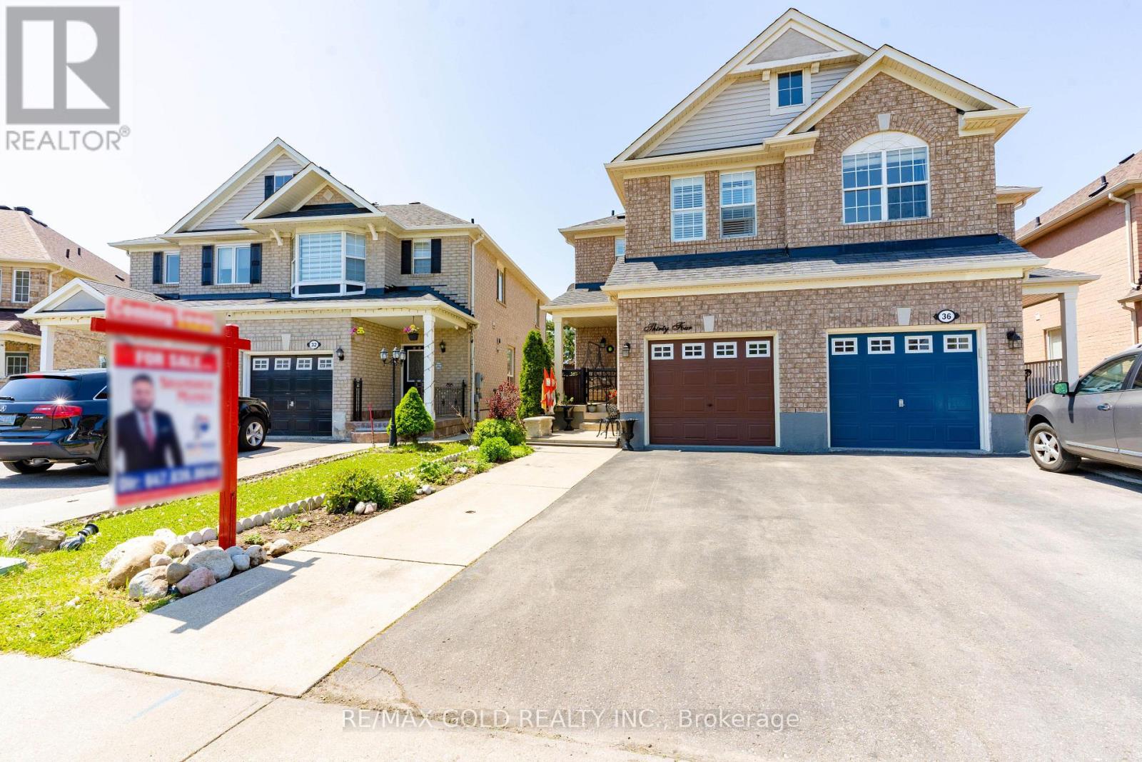 Property image for 34 JINGLE CRESCENT|Brampton (Gore Industrial North), Ontario L6S0B2