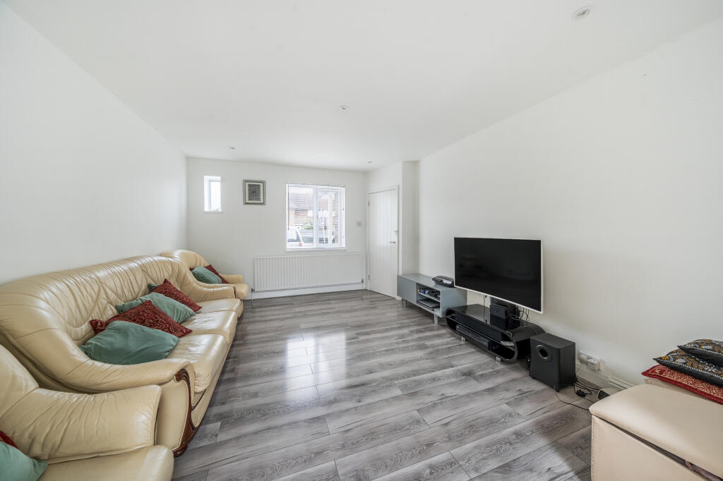 Additional image 12 of Drakes Drive, St. Albans, AL1