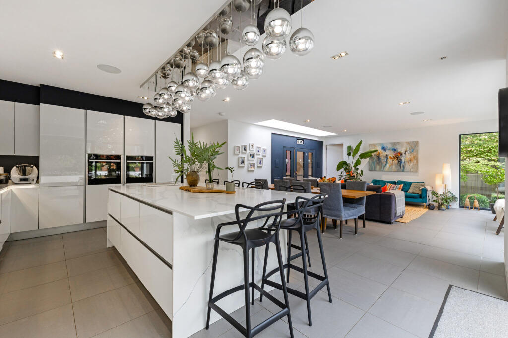 Additional image 12 of Battlefield Road, St. Albans, AL1