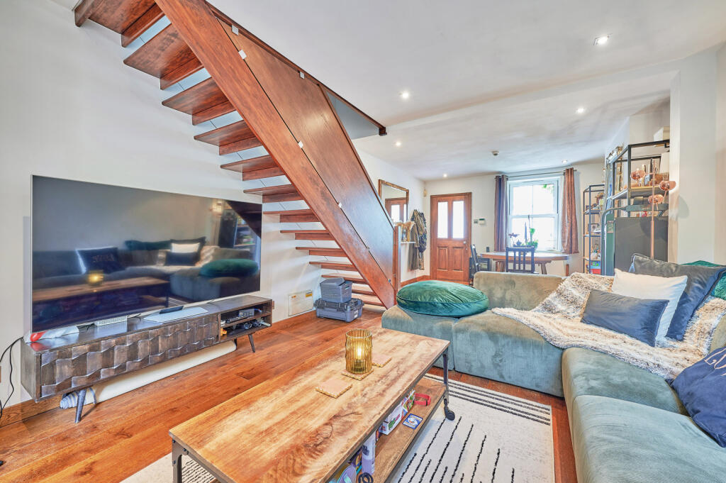 Additional image 10 of Branch Road, Park Street, St. Albans, Hertfordshire, AL2