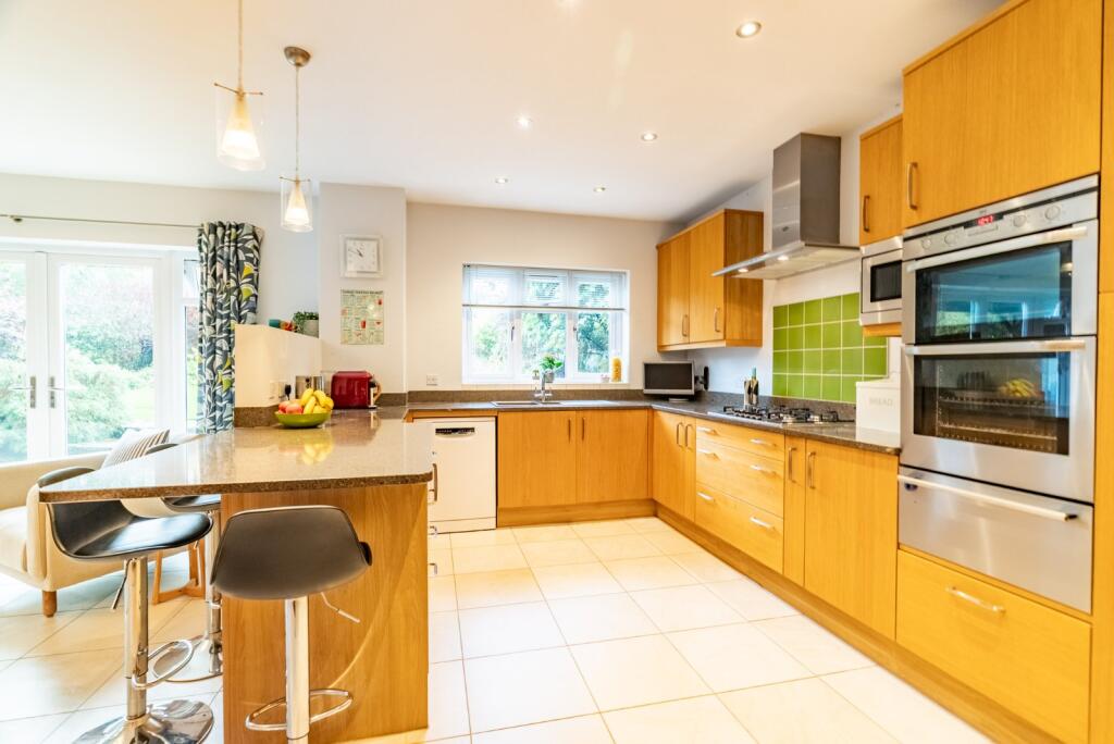 Additional image 7 of Churchill Road, St. Albans, Hertfordshire, AL1