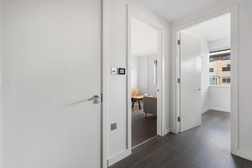 Additional image 4 of St. Albans, Hertfordshire, AL1