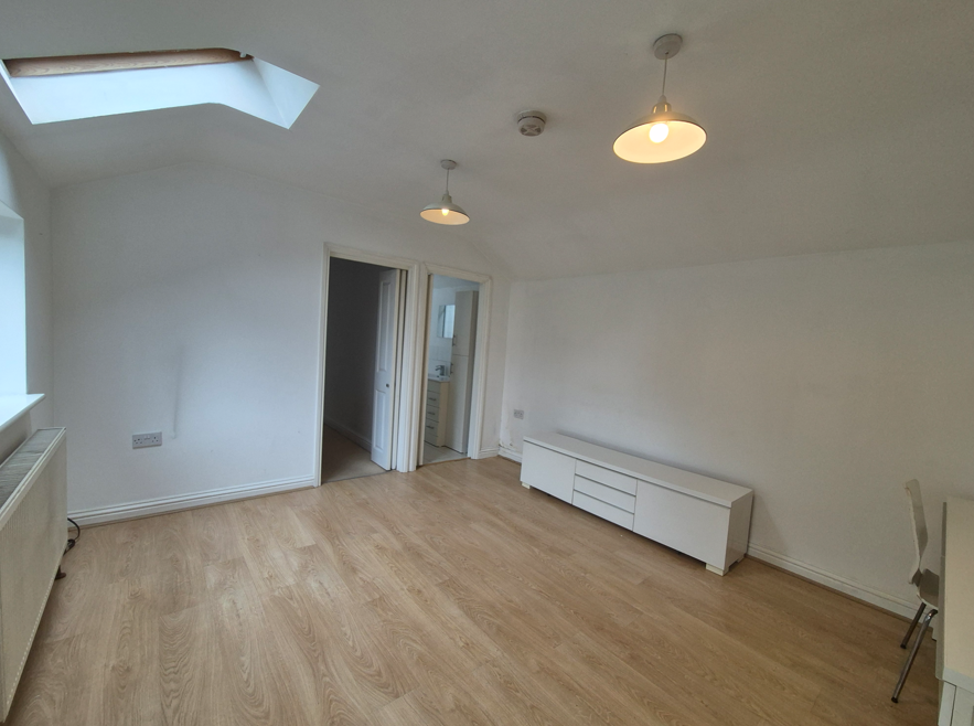 Additional image 3 of Hatfield Road, St. Albans, Hertfordshire, AL1