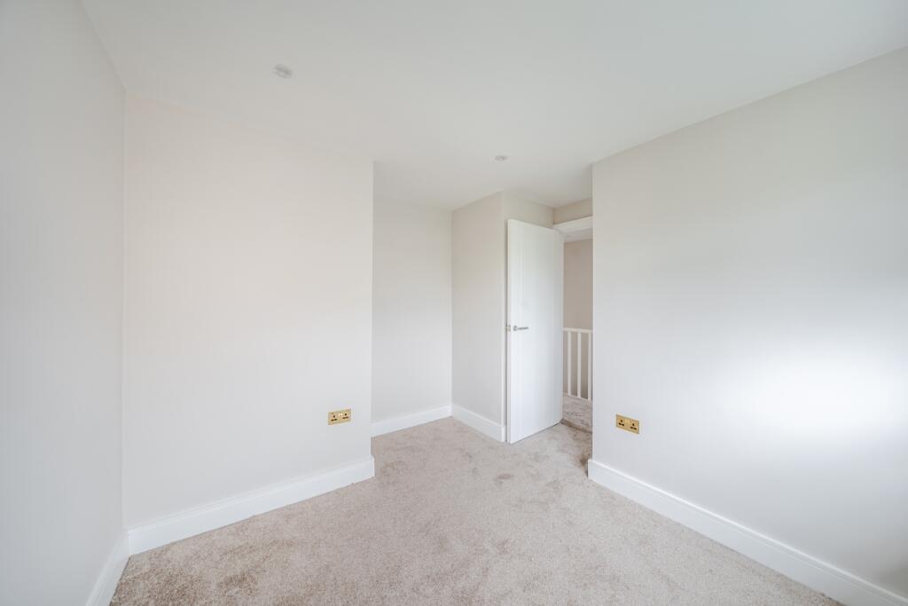 Additional image 17 of Wych Elms St. Albans AL2