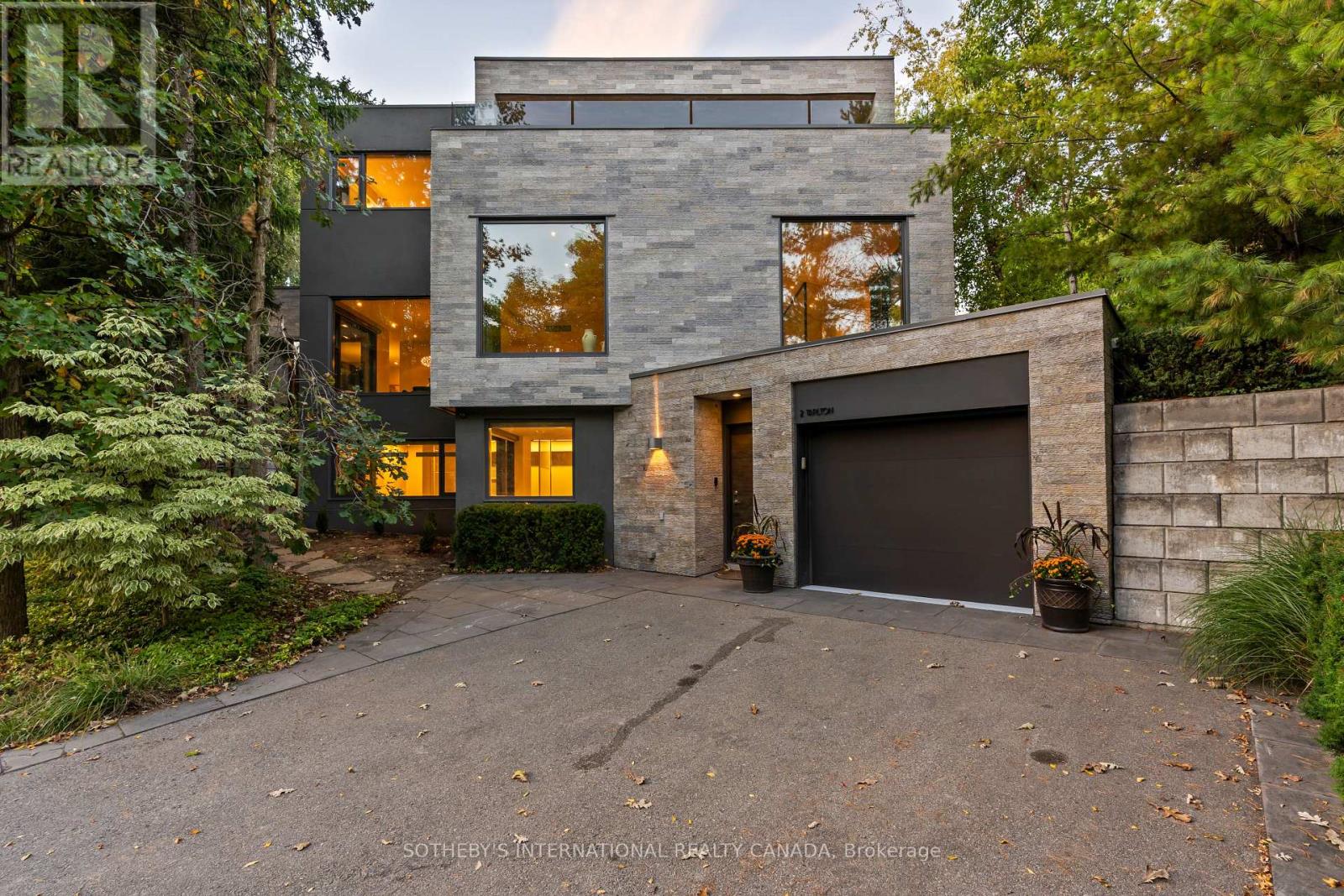 Property image for 2 TARLTON ROAD|Toronto (Forest Hill South), Ontario M5P2M4