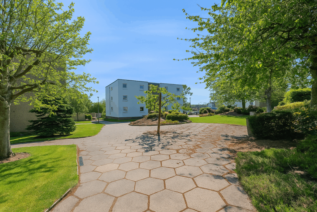 49 Grampian Gardens, Aberdeen, AB21 7LF