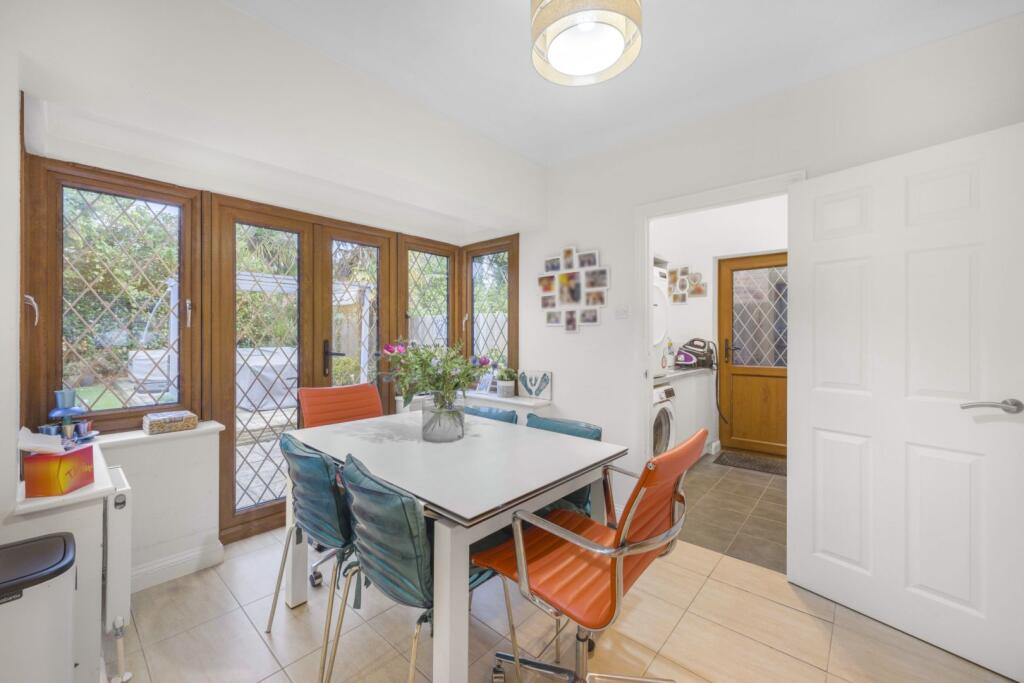 Additional image 7 of Enid Close, St. Albans, AL2