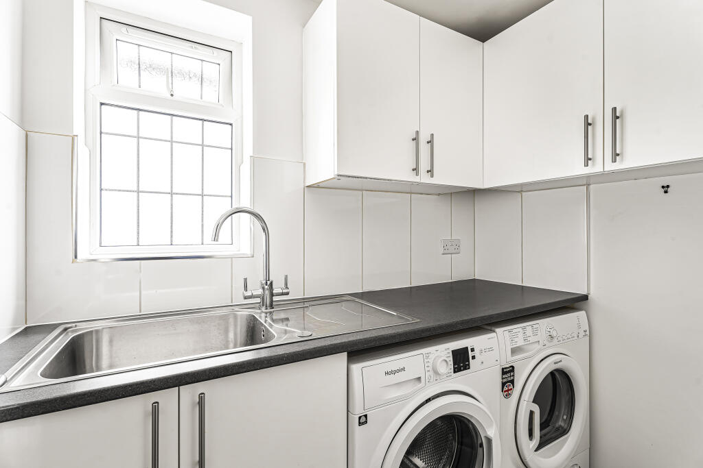 Additional image 15 of Penn Road, Park Street, St Albans, AL2