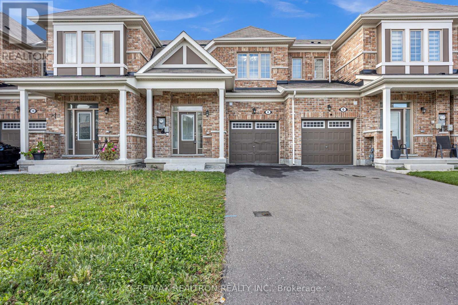 Property image for 8 EMILY STREET|Brampton (Northwest Brampton), Ontario L7A0A9