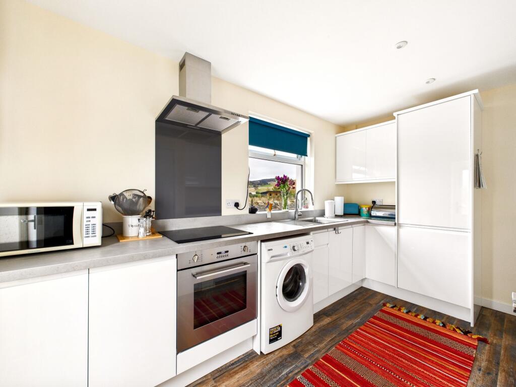 Additional image 4 of Tough, Alford, AB33