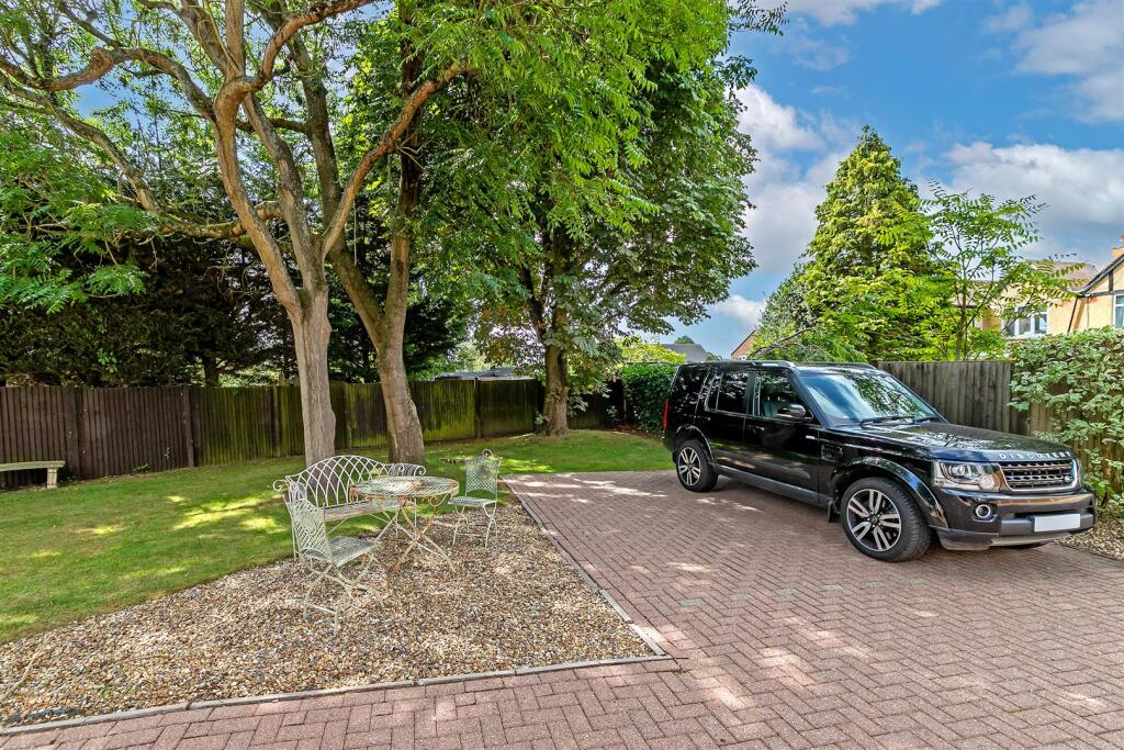 Additional image 25 of Watford Road, St. Albans