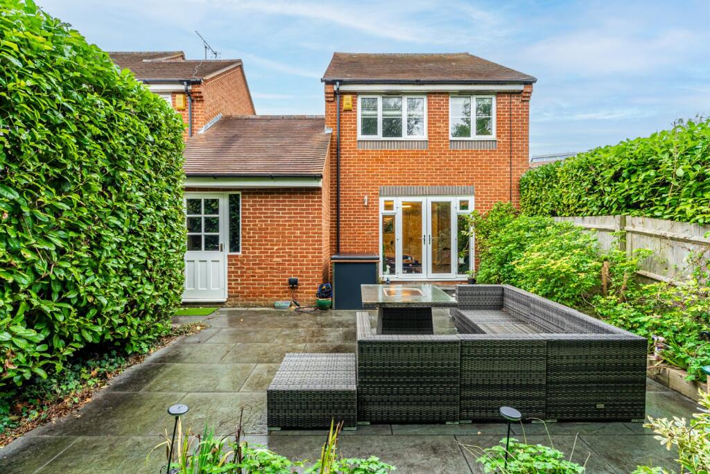 Additional image 14 of Orient Close, St. Albans, Hertfordshire, AL1