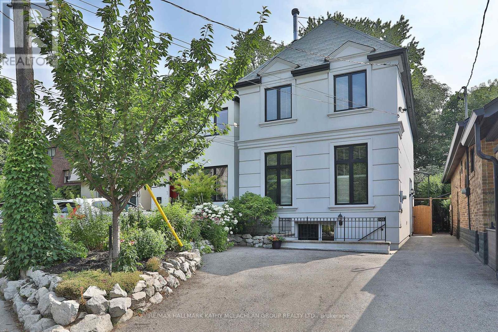 103 CLEVELAND STREET|Toronto (Mount Pleasant East), Ontario M4S2W4