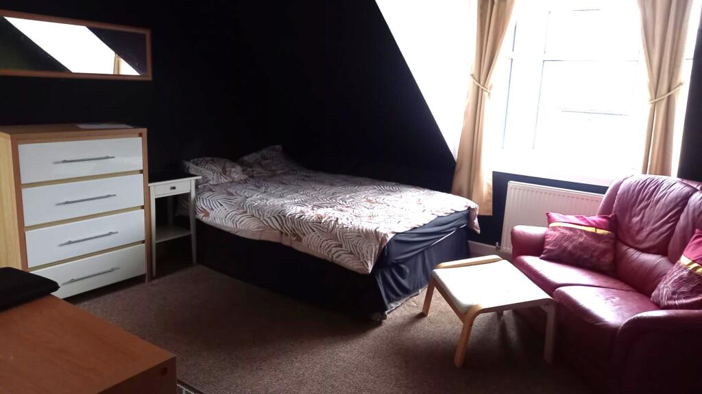 Additional image 3 of 34 Kintore Place, Rosemount, Aberdeen, AB25