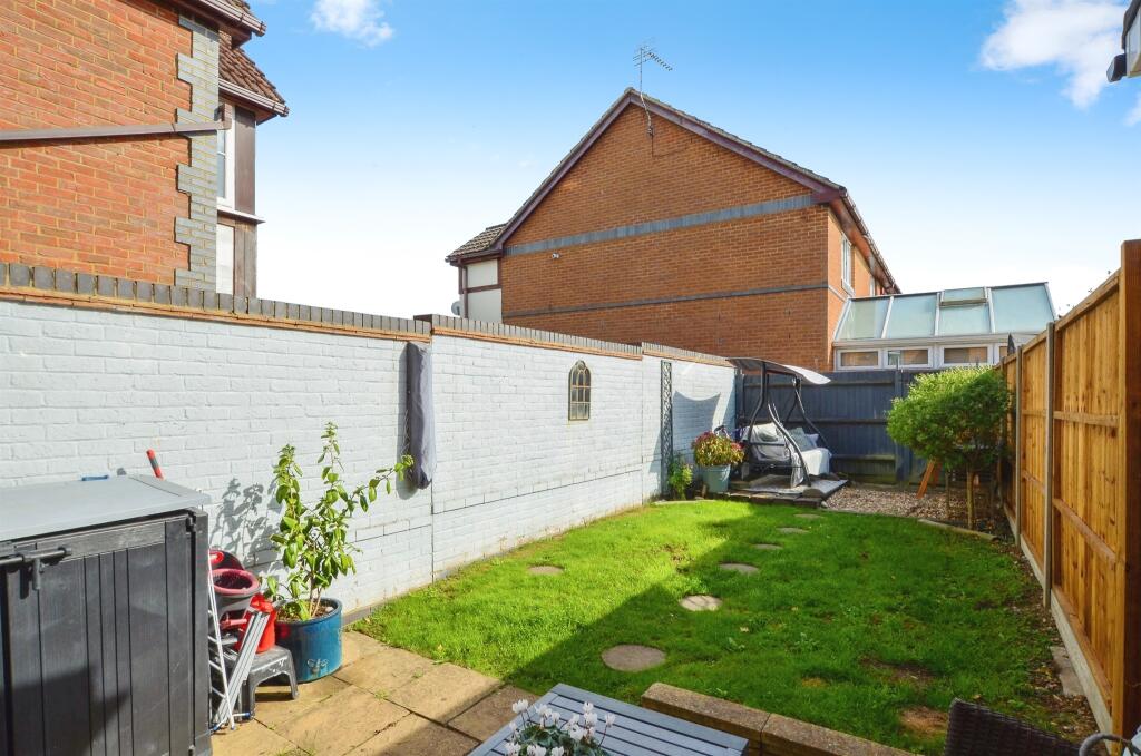 Additional image 3 of Perham Way, London Colney, ST. ALBANS