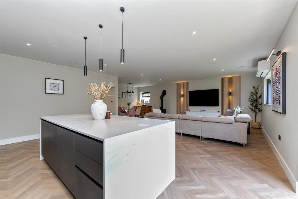 Additional image 9 of The Meads, Bricket Wood, St. Albans