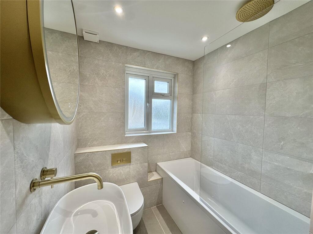 Additional image 16 of Wych Elms, Park Street, St. Albans, Hertfordshire, AL2