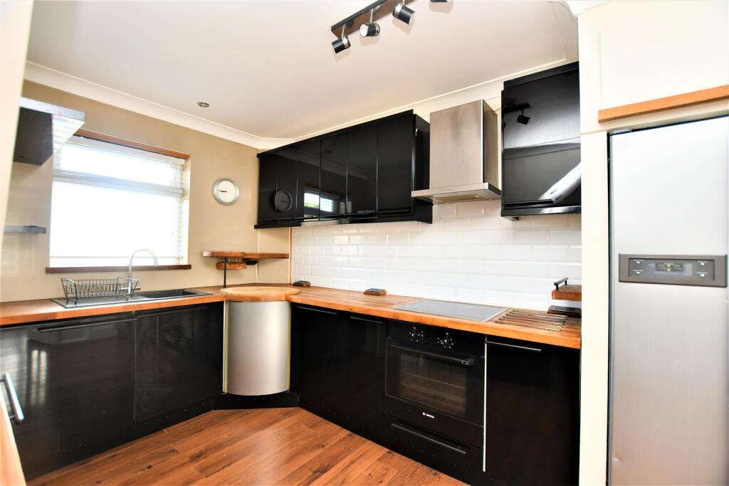 Additional image 3 of How Wood, Park Street