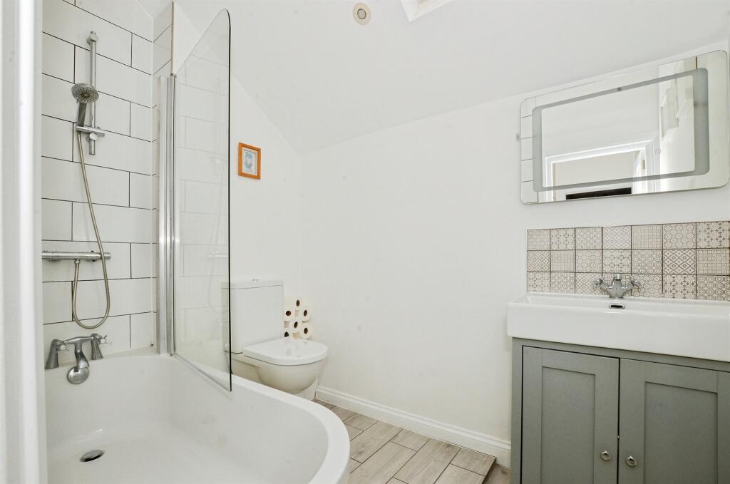 Additional image 8 of Fairway Close, Park Street, St. Albans