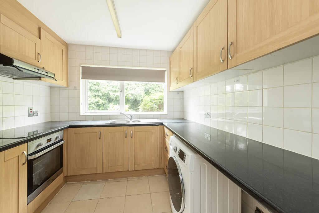 Additional image 5 of Drakes Drive, St. Albans, Hertfordshire, AL1