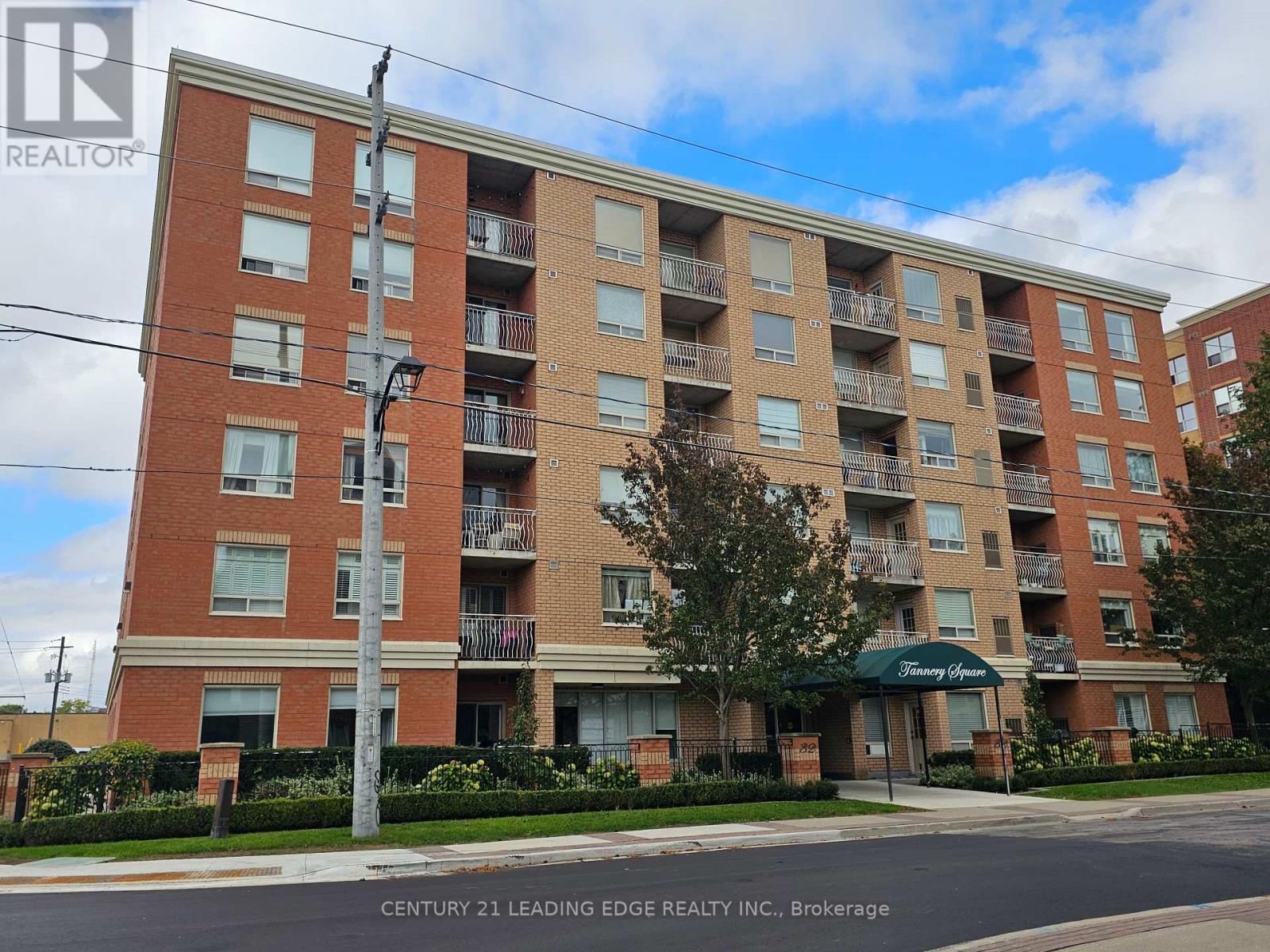 Primary image of 105 - 32 TANNERY STREET|Mississauga (Streetsville), Ontario L5M6T6
