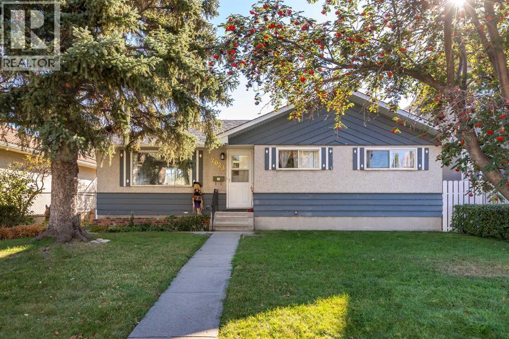 2023 53 Avenue SW|Calgary, Alberta T3E1K6