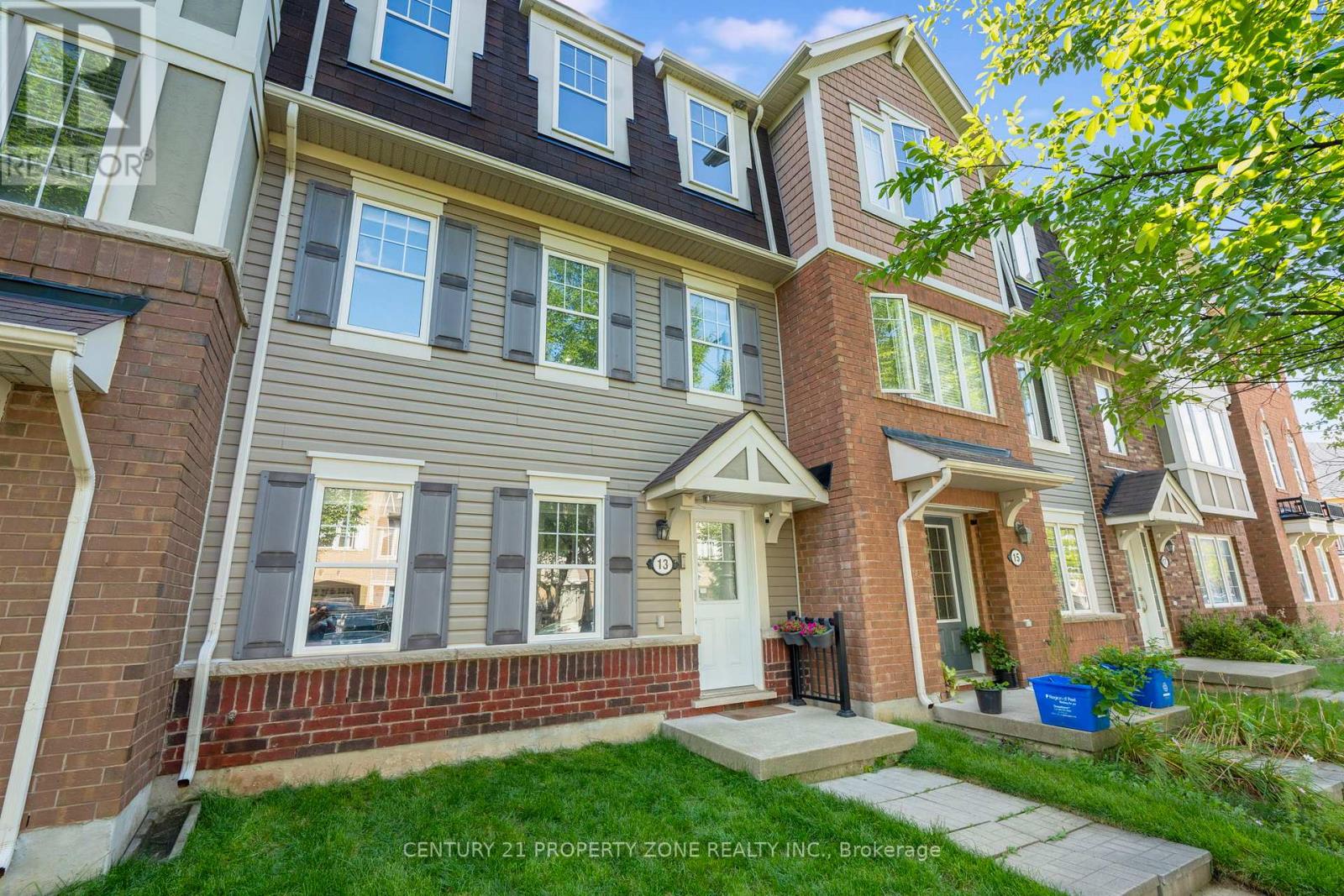 13 PORTSDOWN ROAD|Brampton (Northwest Brampton), Ontario L7A0P8