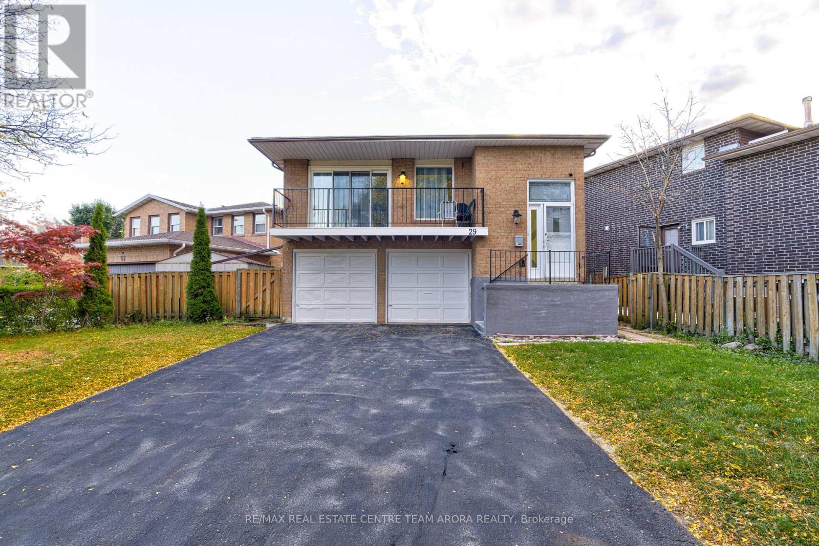 Primary image of 29 LAKECREST TRAIL|Brampton (Heart Lake West), Ontario L6Z1S6