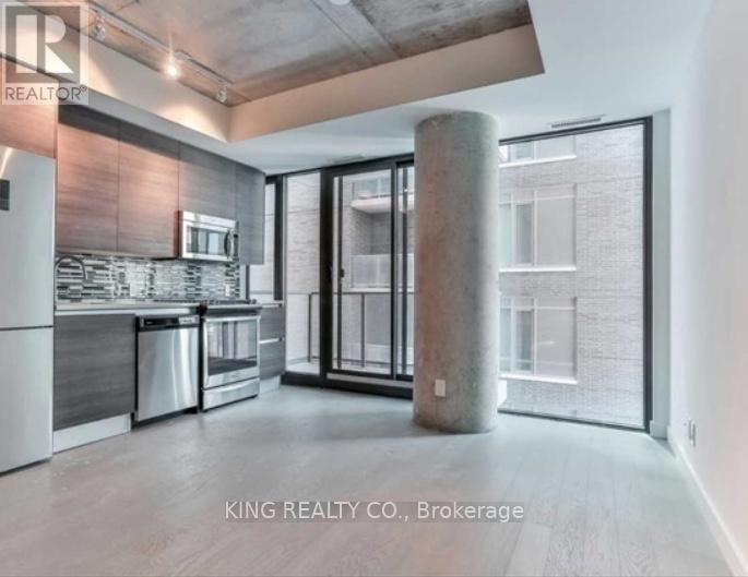 Property image for 1501 - 111 BATHURST STREET|Toronto (Waterfront Communities), Ontario M5V0M9