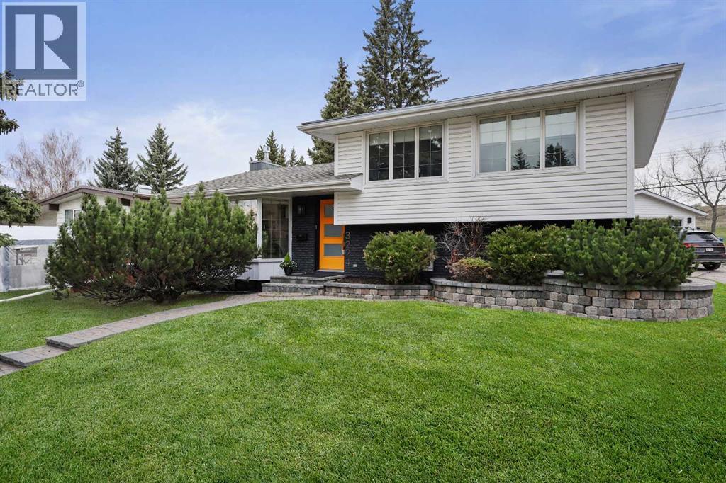 3224 Conrad Drive NW|Calgary, Alberta T2L1B4