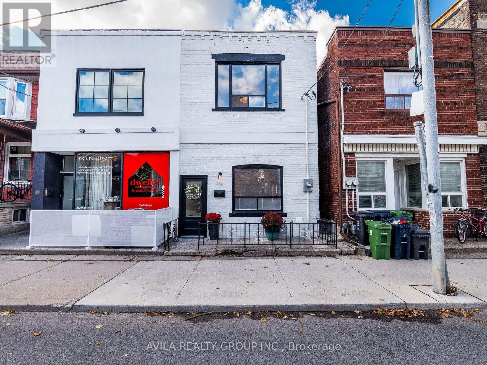 Property image for 918 OSSINGTON AVENUE|Toronto (Dovercourt-Wallace Emerson-Junction), Ontario M6G3V1